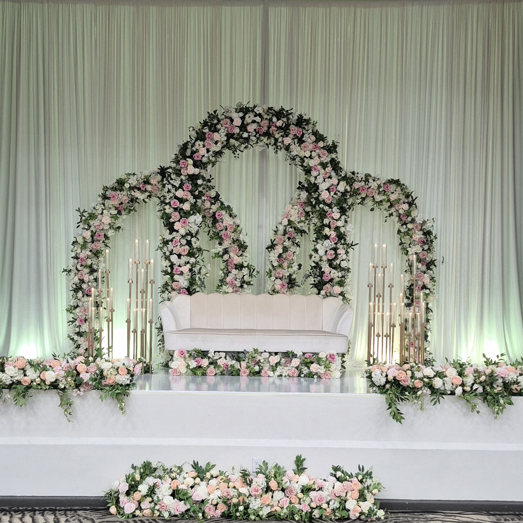#AA0015 - Set: Florals, Sofa, Tall Candles , $1 430.00 Set: Florals, Sofa, Tall Candles