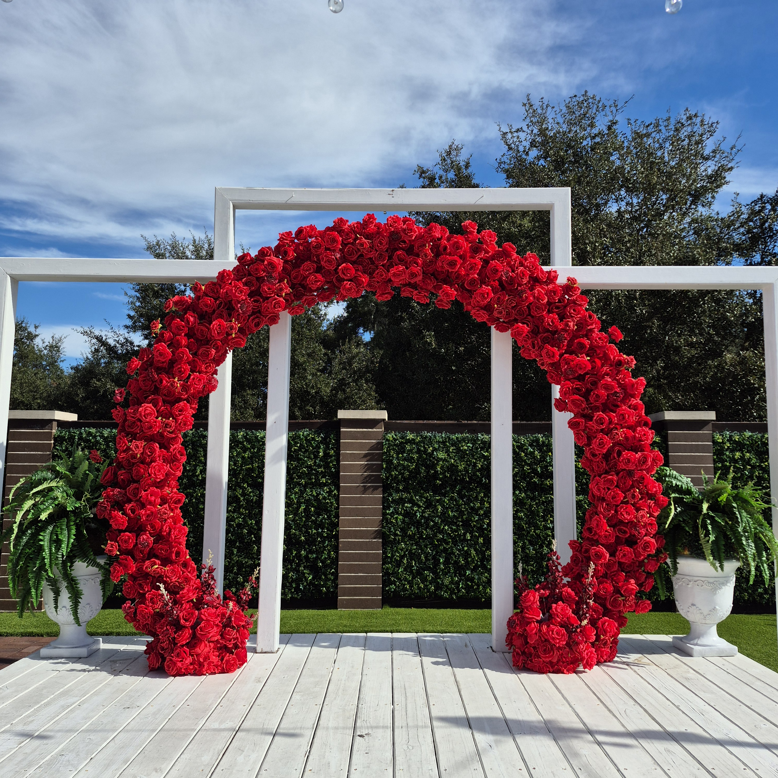 #B0061 - Red Rose Round Arch 8ft tall, $335.00 Red Rose Round Arch 8ft tall